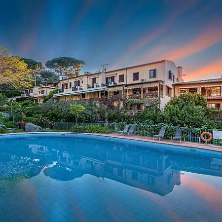 Hotel Cernia Isola Botanica 3*