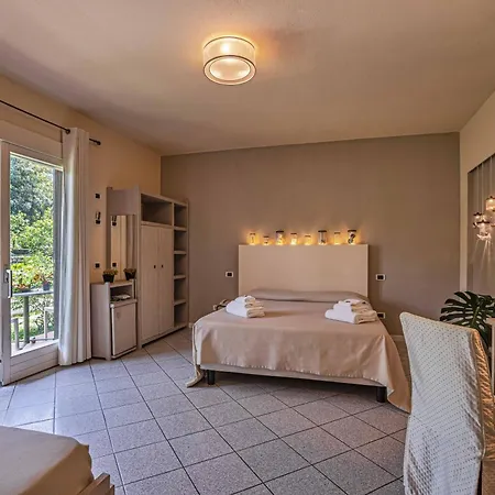 Hotel Cernia Isola Botanica