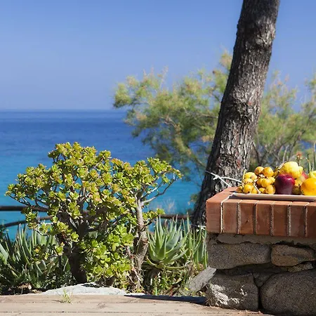 Hotel Cernia Isola Botanica SantʼAndrea